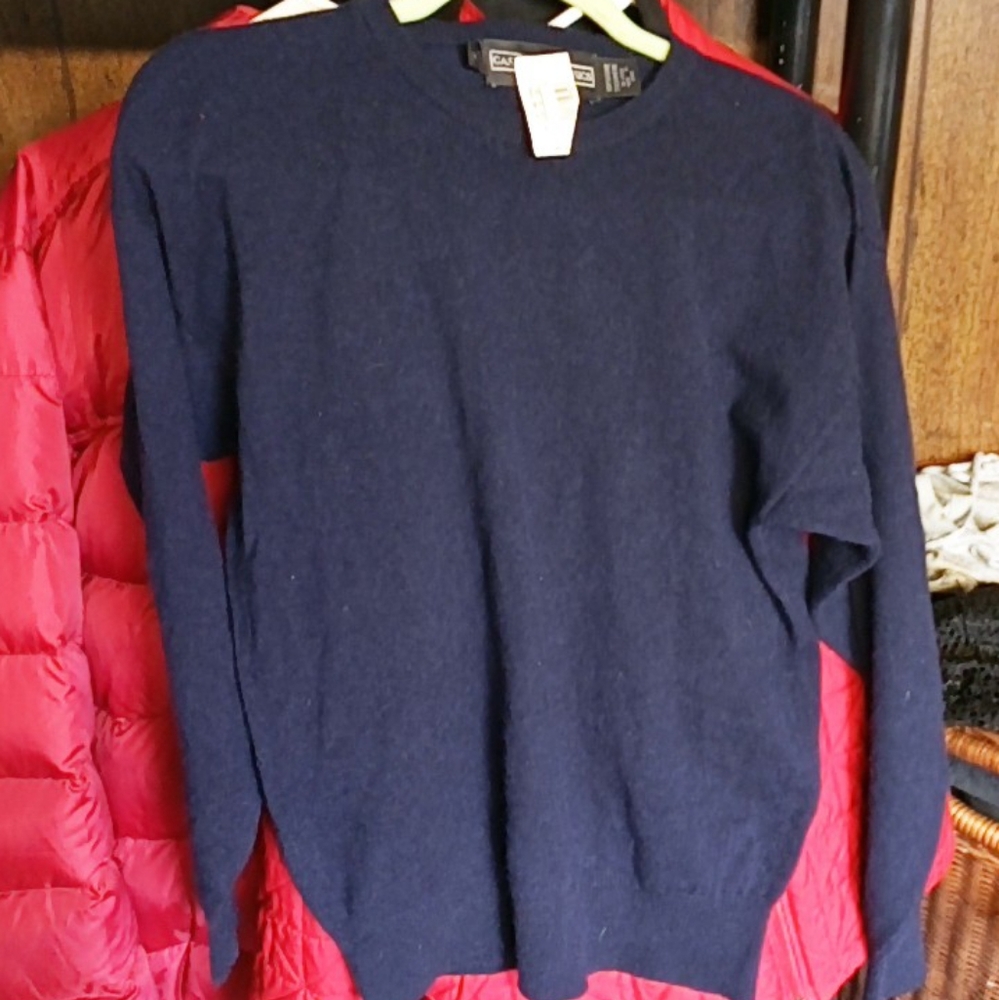 100% Pure Cashmere Classics sweater